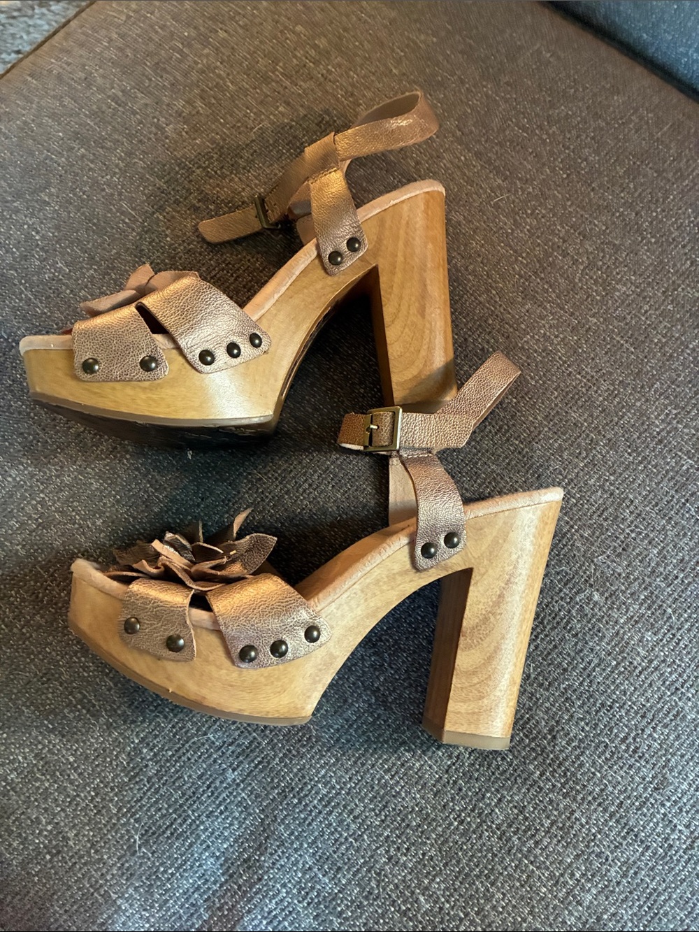 Kork-Ease Brown Floral Leather Platform Sandals